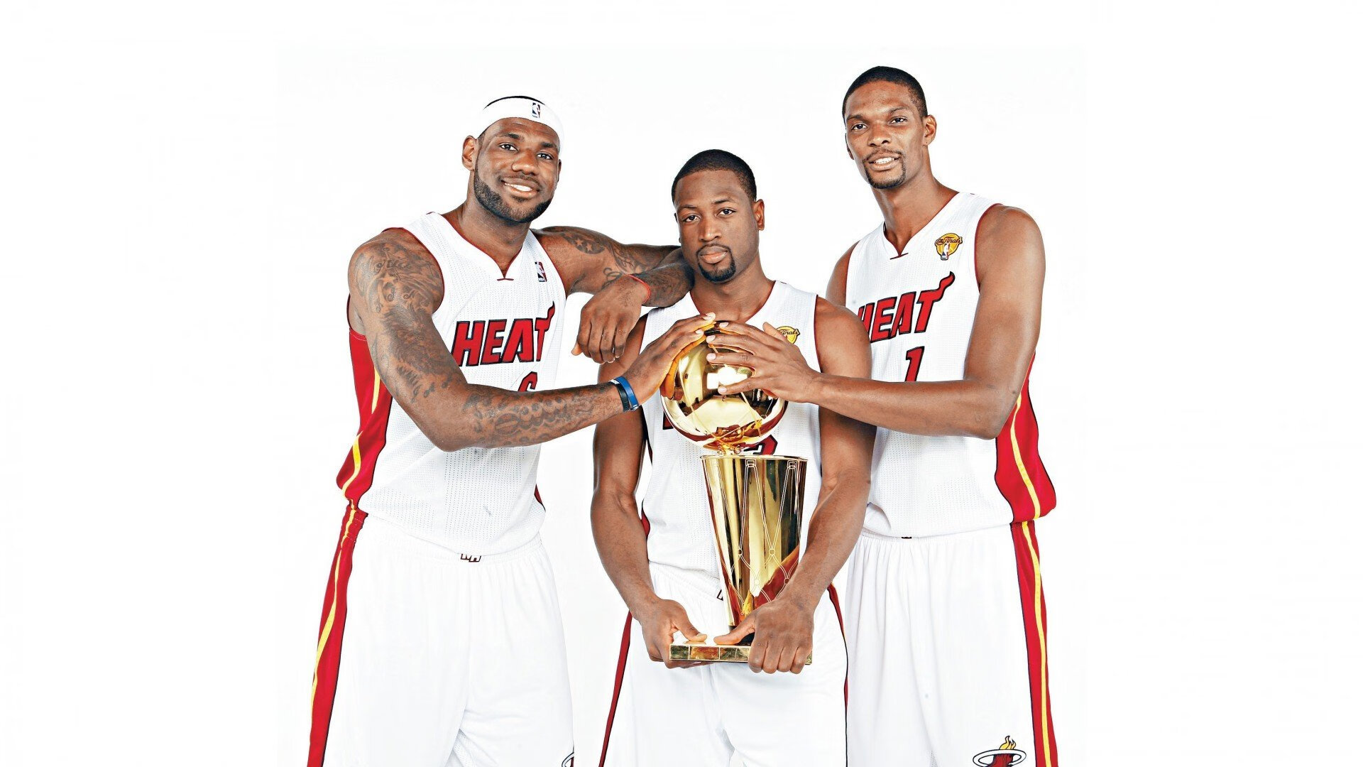 《王者荣耀》“超级战队”激烈争夺冠军!荣耀之巅,谁将问鼎?